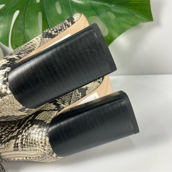 Franco Sarto Kortney snake print heeled Roccia cream clock boots Sz 7.5M - Picture 10 of 13